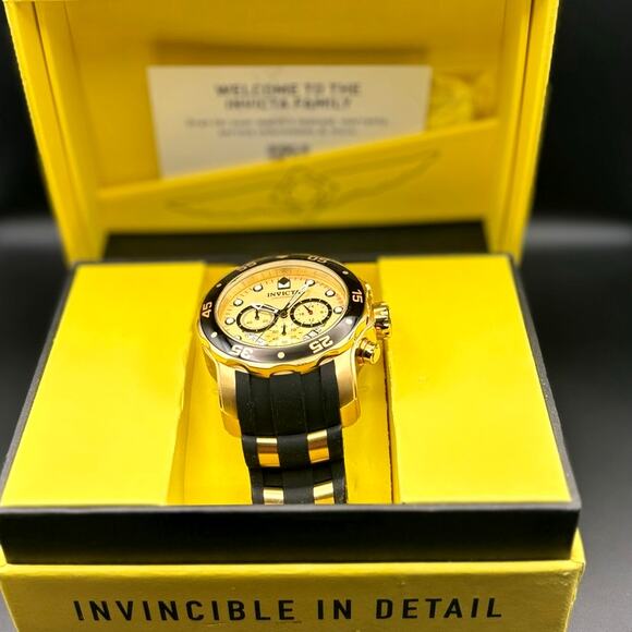 Invicta Pro Diver 17566 Men’s Chronograph Black & Gold Silicone Strap Watch NIB - Picture 4 of 17